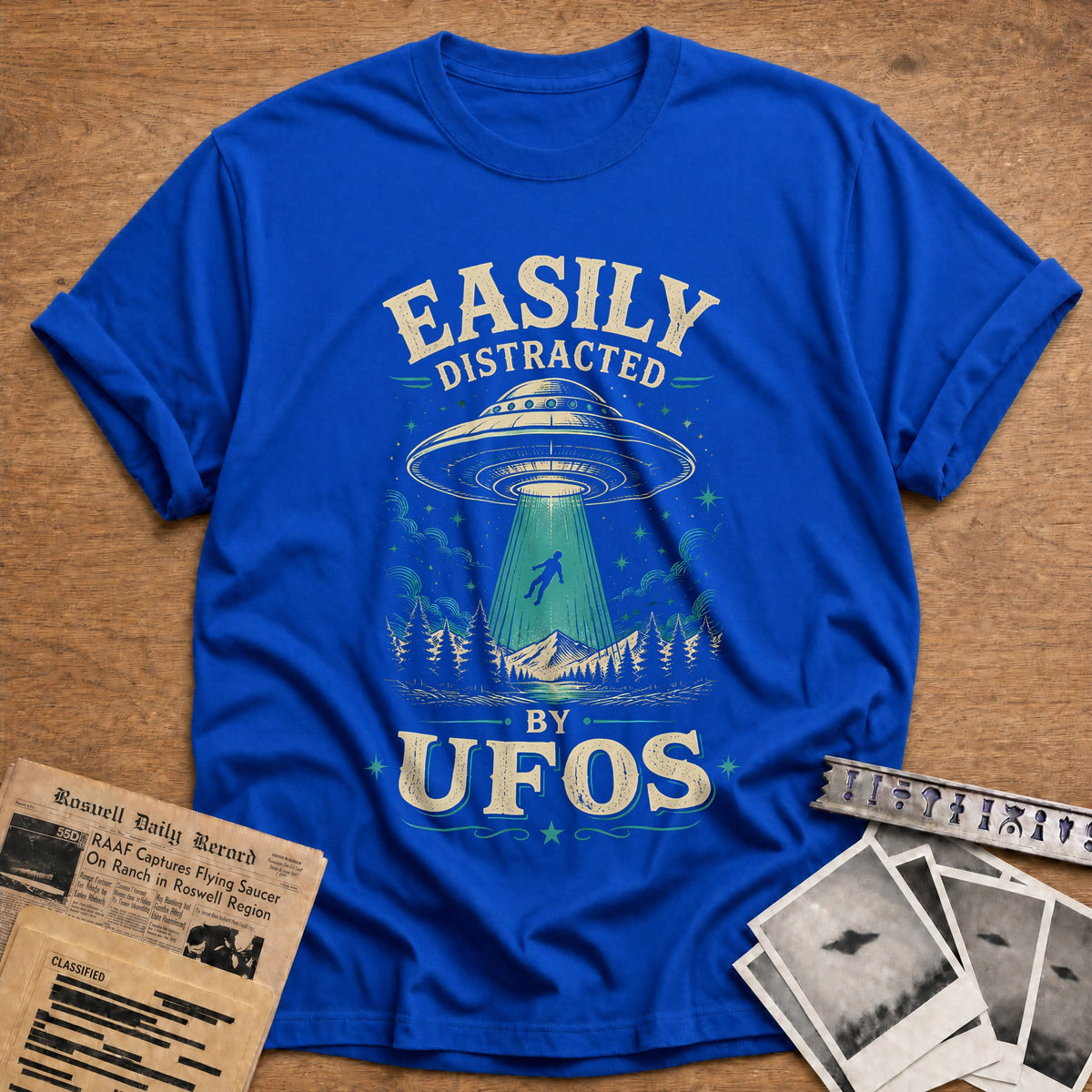 Easily Distracted Ufos 24 T-Shirt - Royal