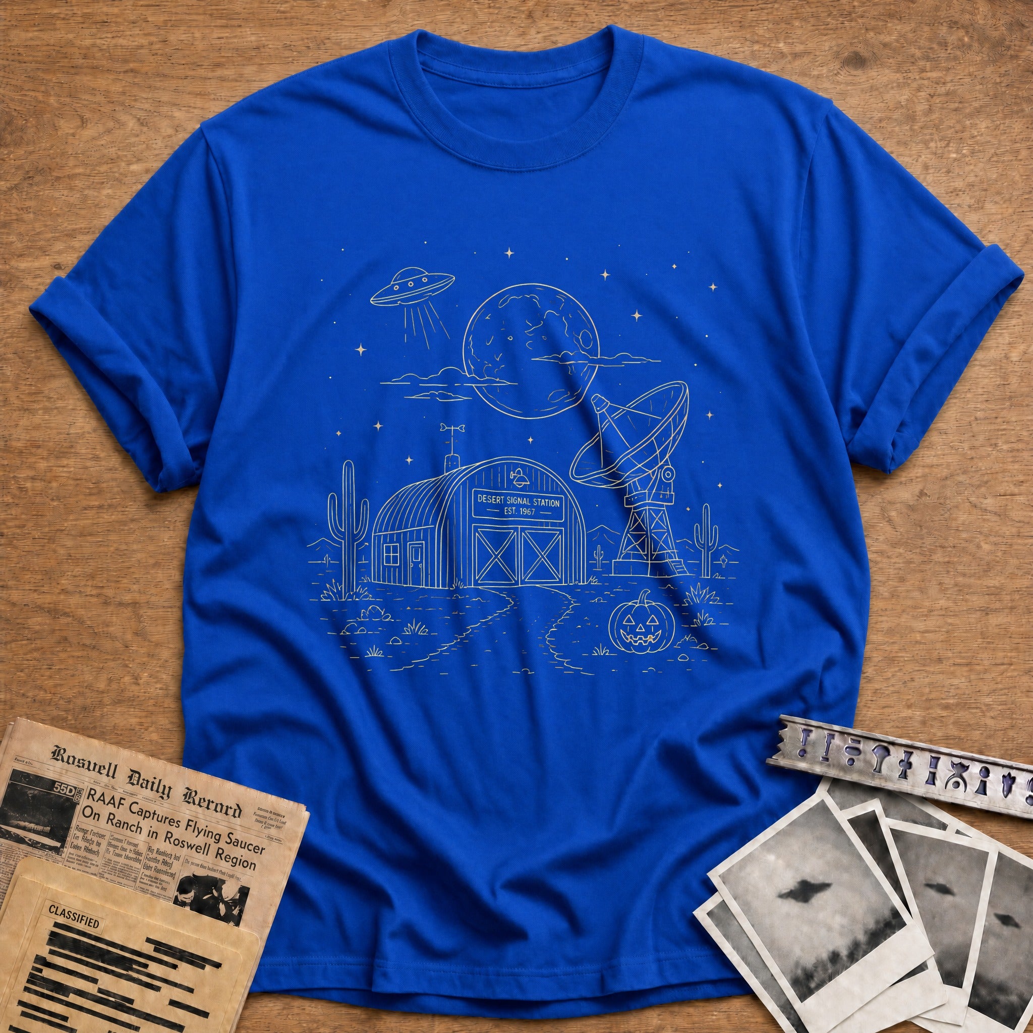 Hangar Telescope Moon 93 - Royal