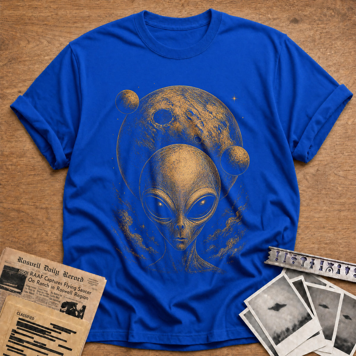 Head Cratered Planet 69 T-Shirt - Royal