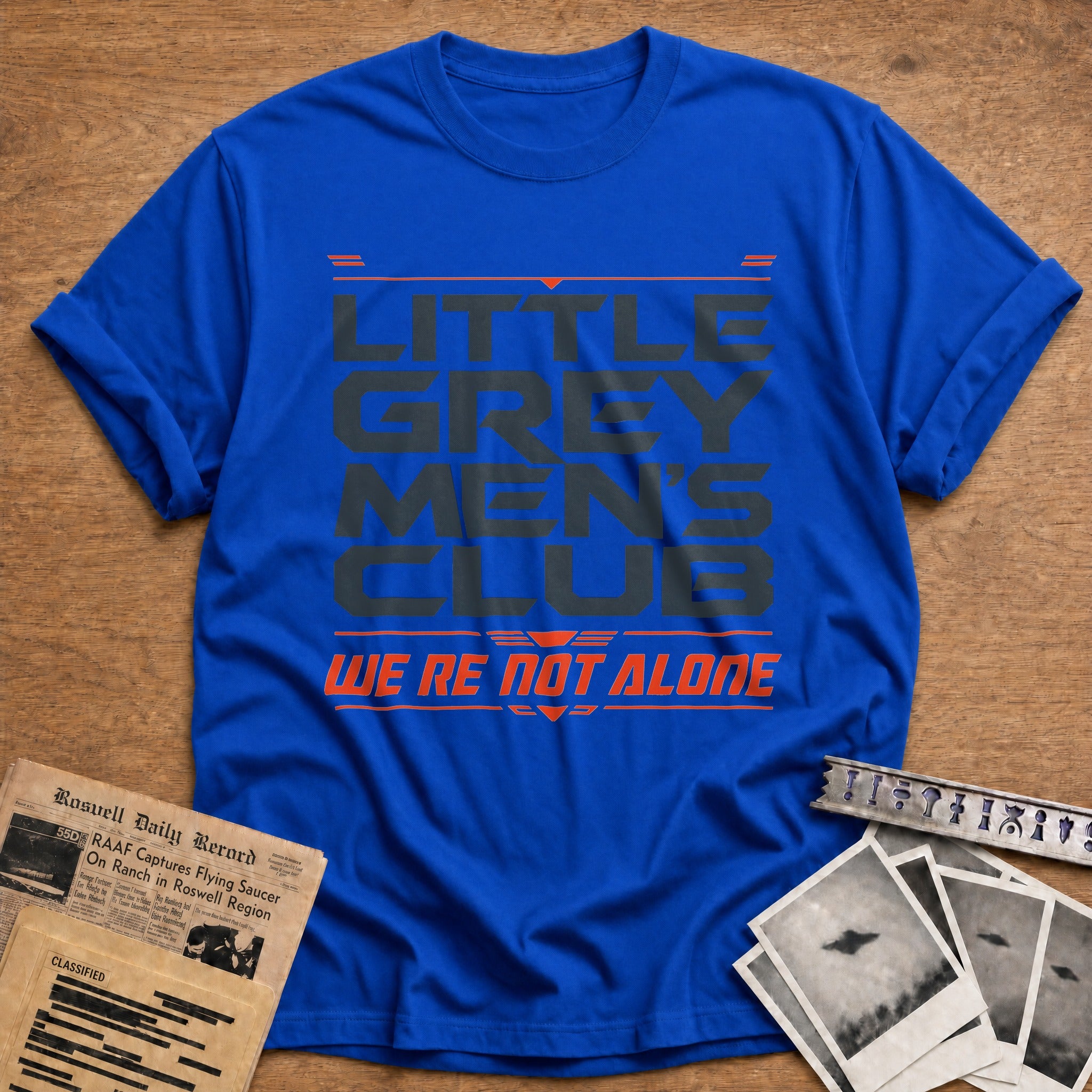 Little Grey Mens Club 01 - Royal