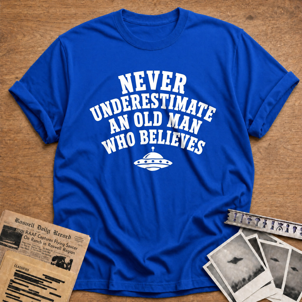 Never Underestimate An Old Man Who Believes 66 T-Shirt - Royal