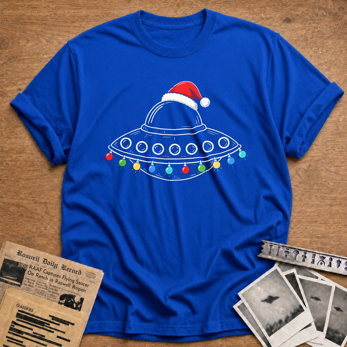 Porthole UFO Christmas Lights 53 T-Shirt - Royal