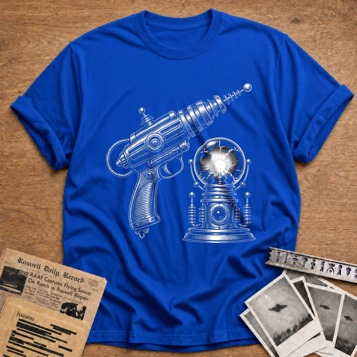 Ray Gun And Plasma Orb 79 T-Shirt - Royal