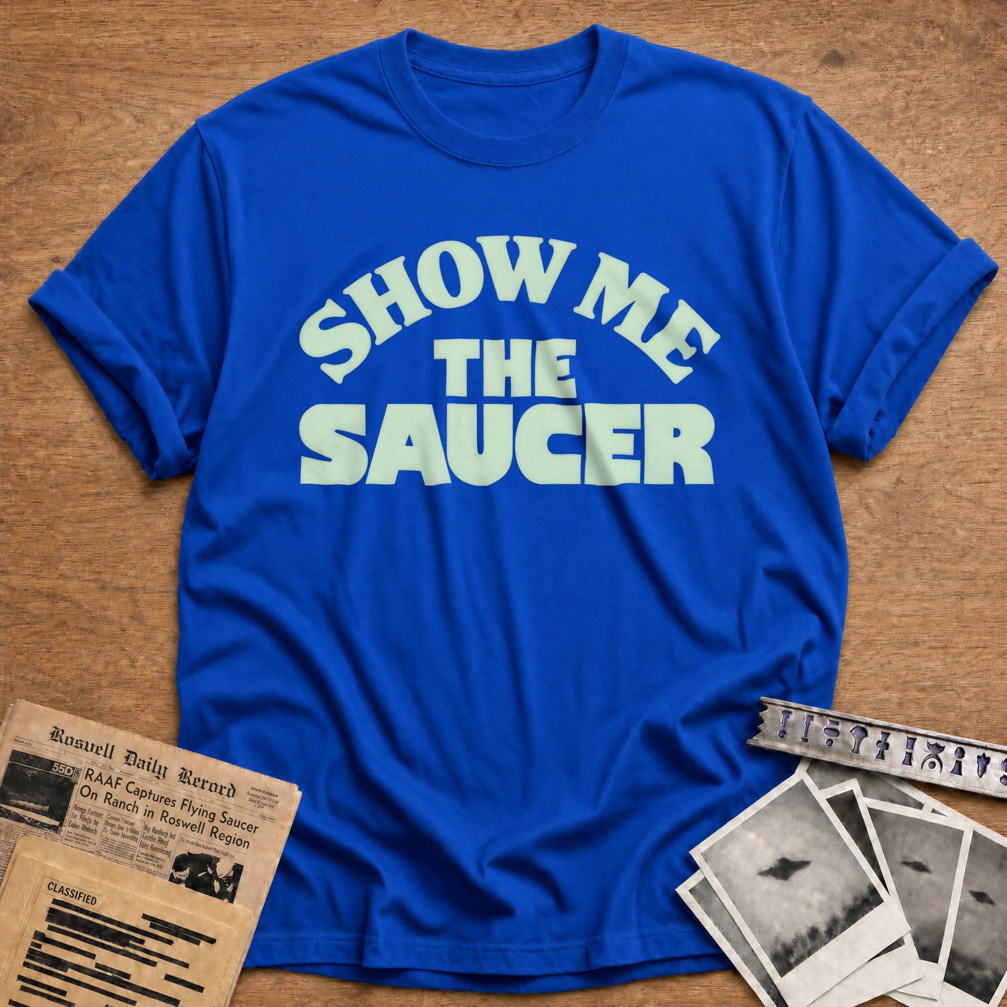 Show Me The Saucer 02 - Royal