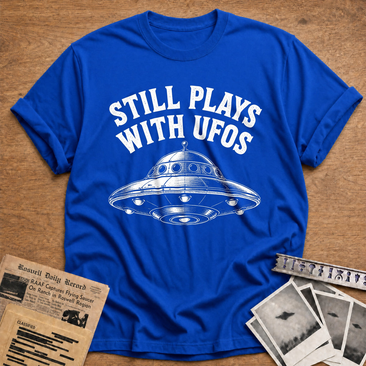 Still Plays With UFOs 88 T-Shirt - Royal