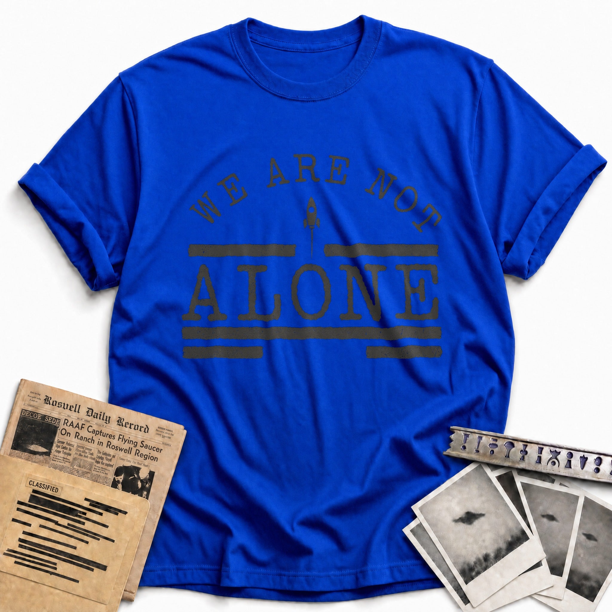 We Are Not Alone 03 - Royal