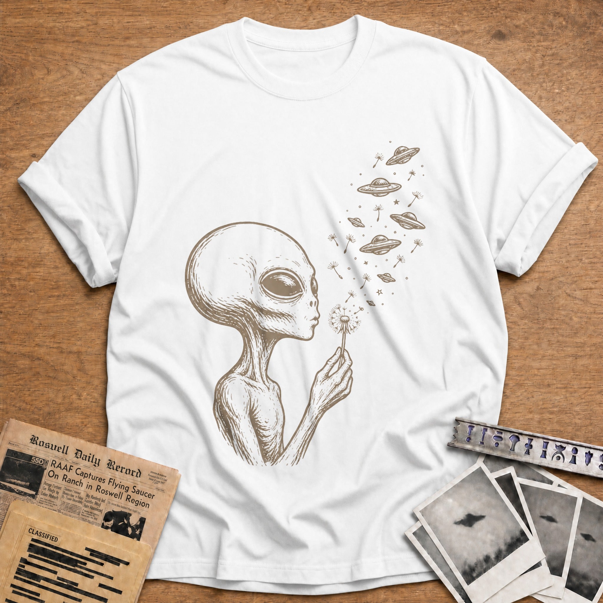 alien dandelion wishes ufo funny - White